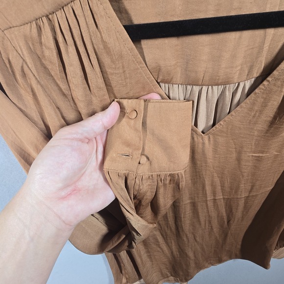 Maison d'Amélie Blouse Womens Medium Brown Long Sleeve V Neck Polyester Cuffed - Picture 6 of 6
